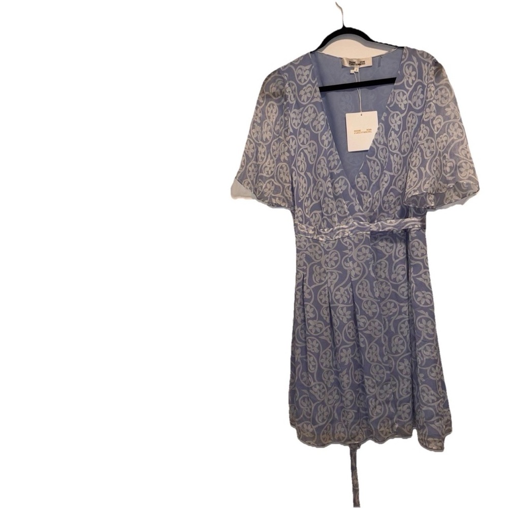 DIANE VON FURSTENBERG Katina silk wrap dress Size 12